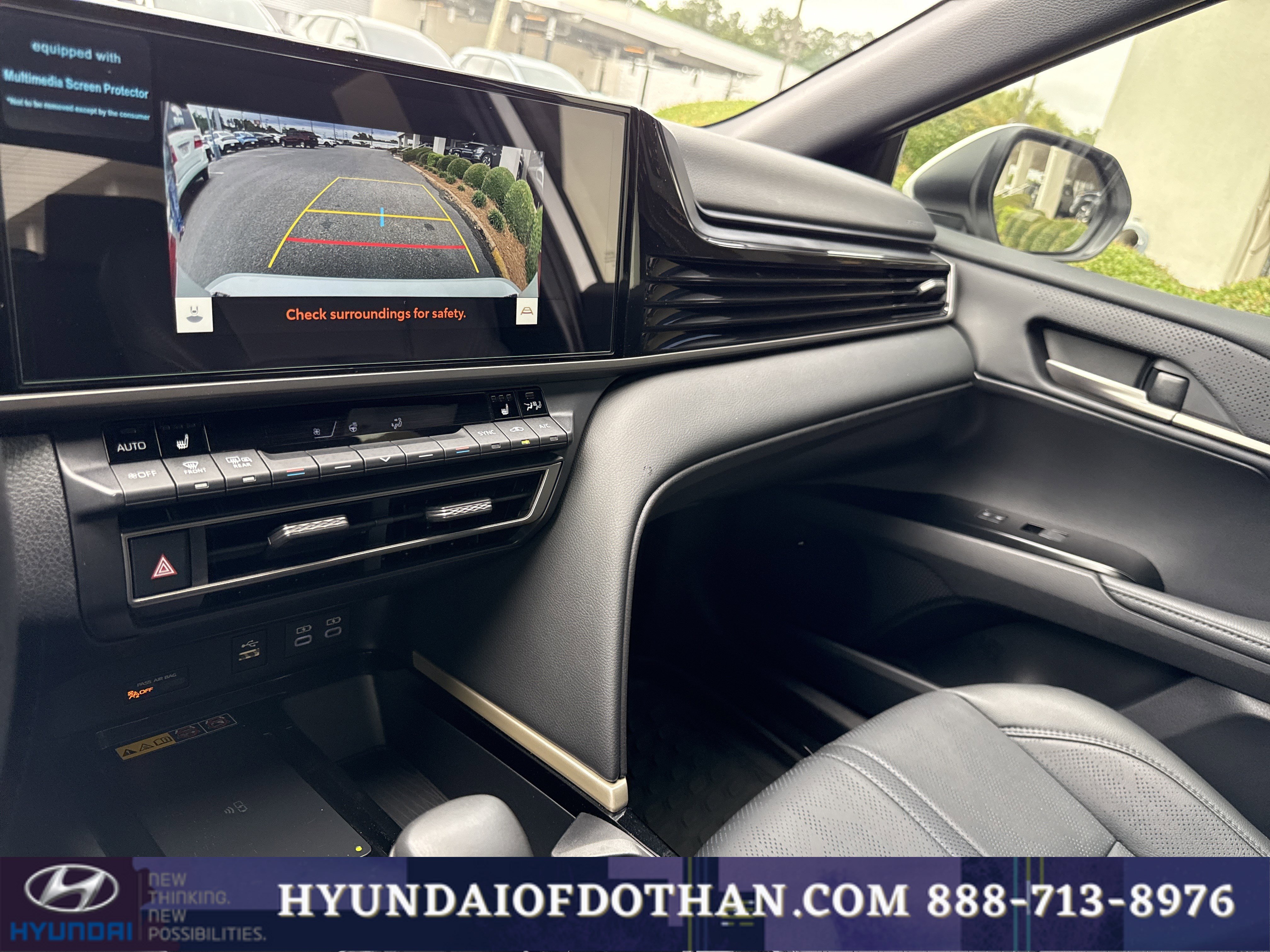 Used 2026 Toyota Camry XSE FWD image 9