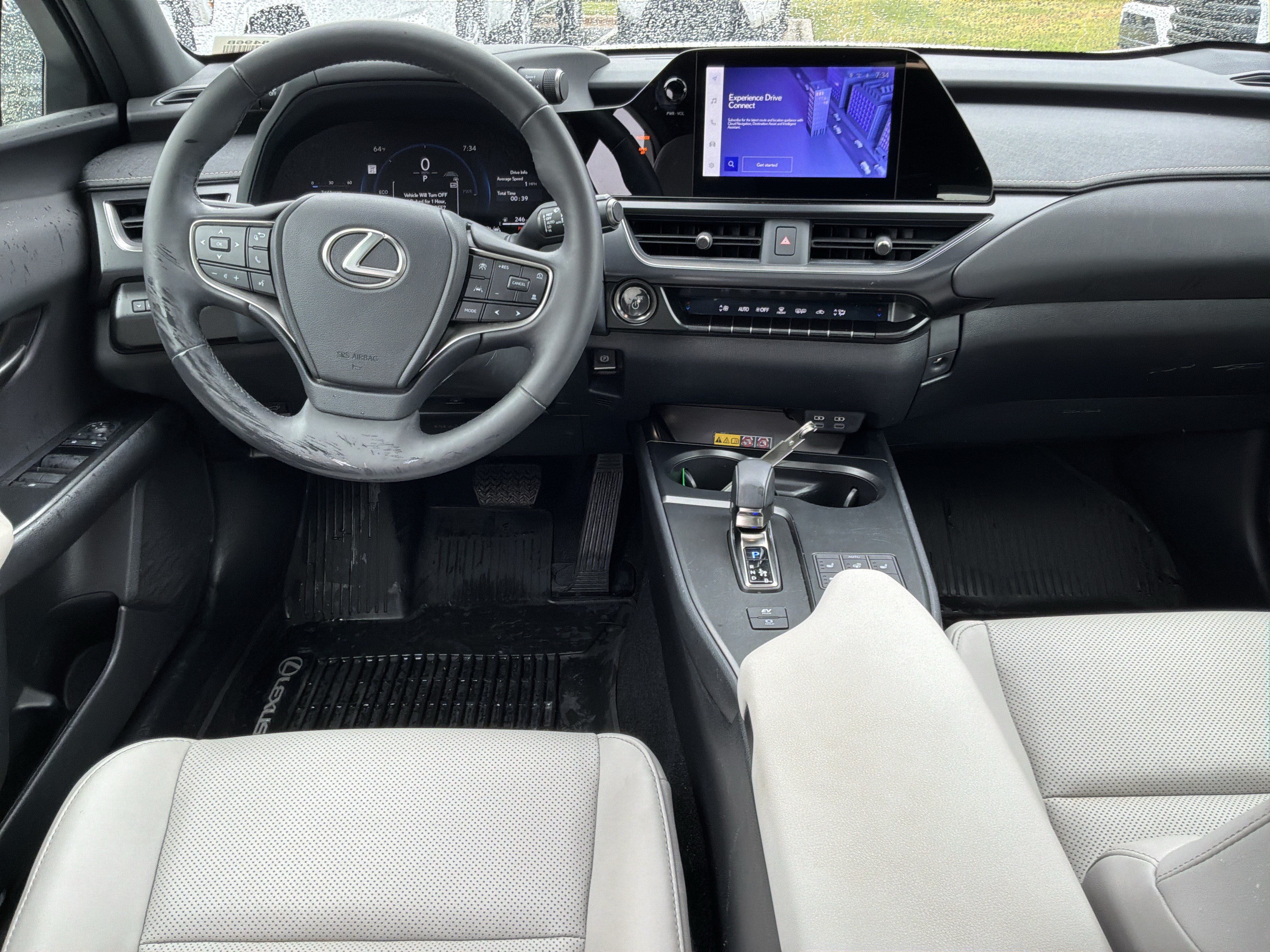 Used 2025 Lexus UX 300h FWD w/ Accessory Package (Z2) image 29