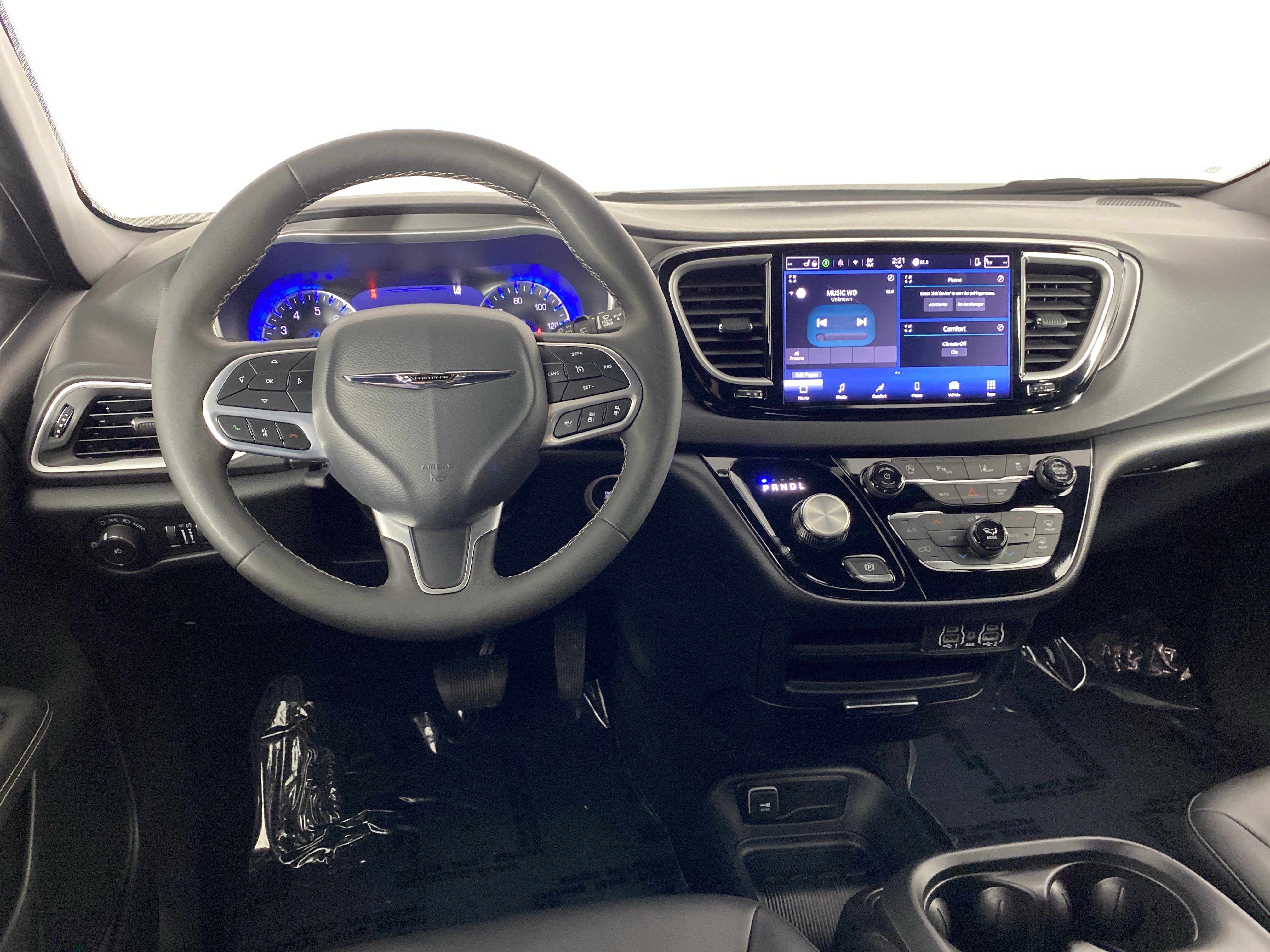 Used 2025 Chrysler Pacifica Select FWD image 19
