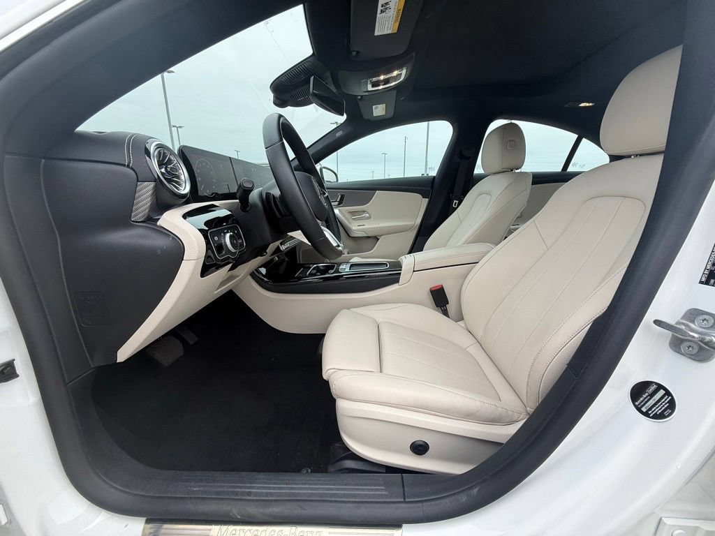 Used 2025 Mercedes-Benz CLA 250 4MATIC image 30