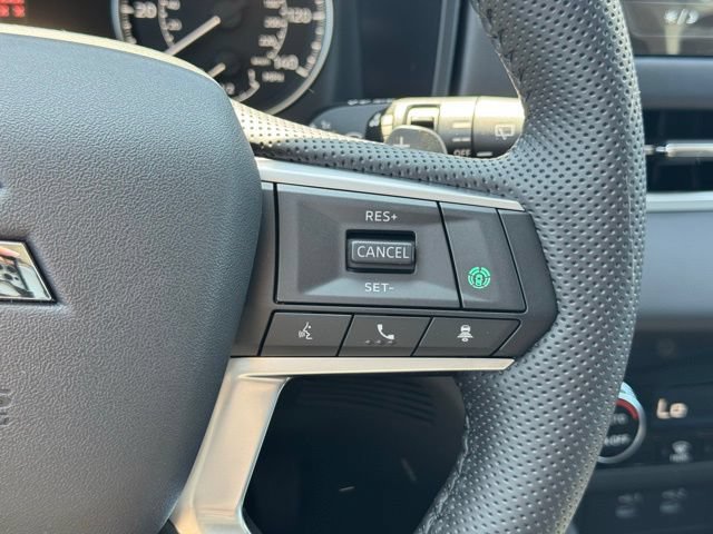 New 2026 Mitsubishi Outlander SE FWD image 24