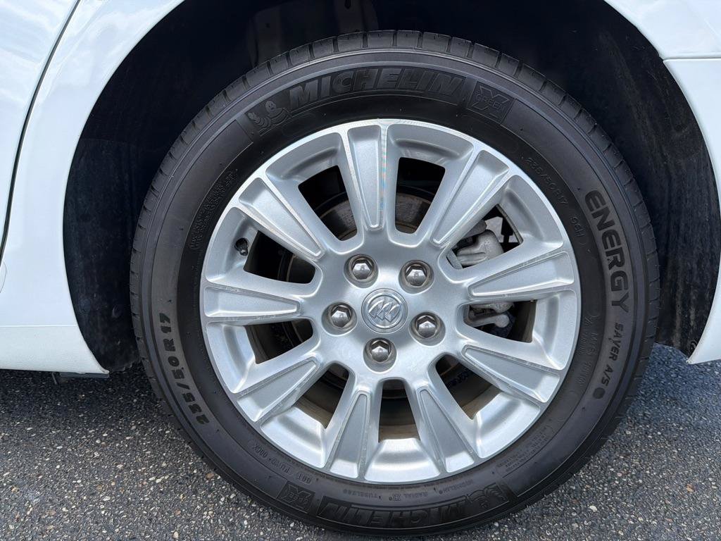 Used 2013 Buick LaCrosse Leather FWD image 32