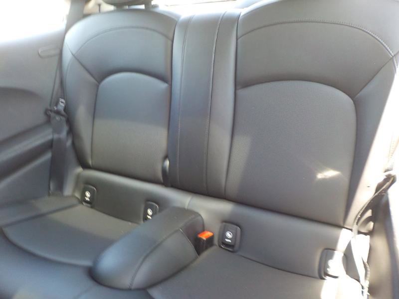 Used 2016 MINI Cooper 2-Door Hardtop image 16