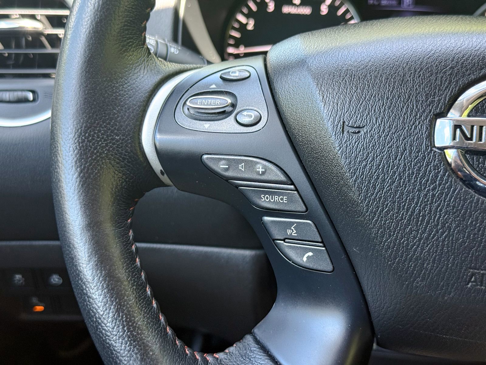 Used 2019 Nissan Pathfinder SV w/ Rock Creek Edition AWD/4WD image 37