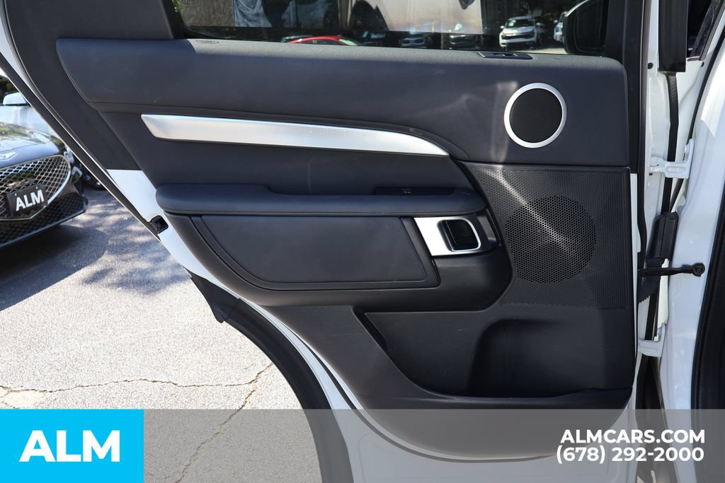 Used 2020 Land Rover Discovery Landmark AWD/4WD image 20