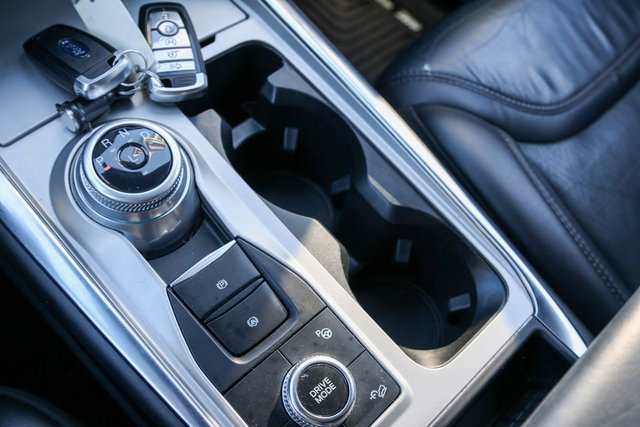 Used 2022 Ford Explorer Platinum w/ Technology Package image 28