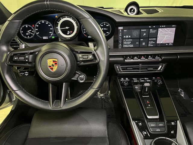 Used 2021 Porsche 911 Carrera 4 image 26