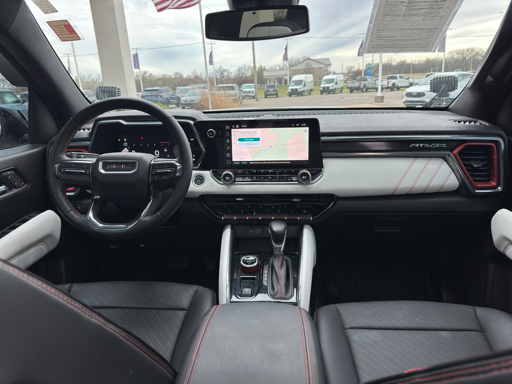 Used 2024 GMC Canyon AT4X AWD/4WD image 14