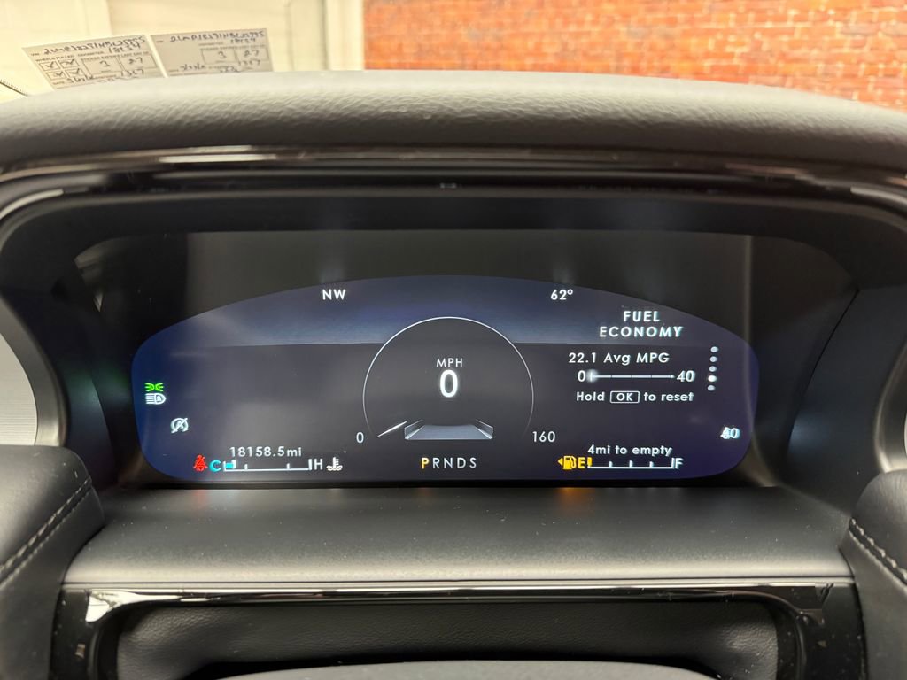 Used 2022 Lincoln Nautilus AWD w/ Premium Package image 13