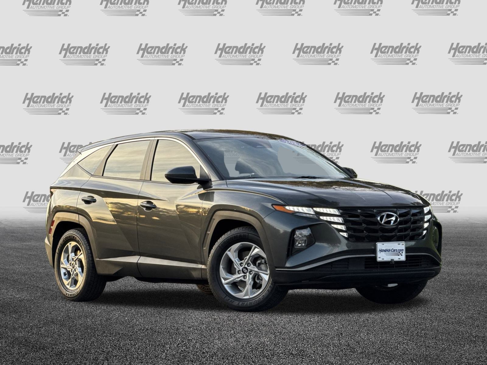 Used 2022 Hyundai Tucson SE image 2