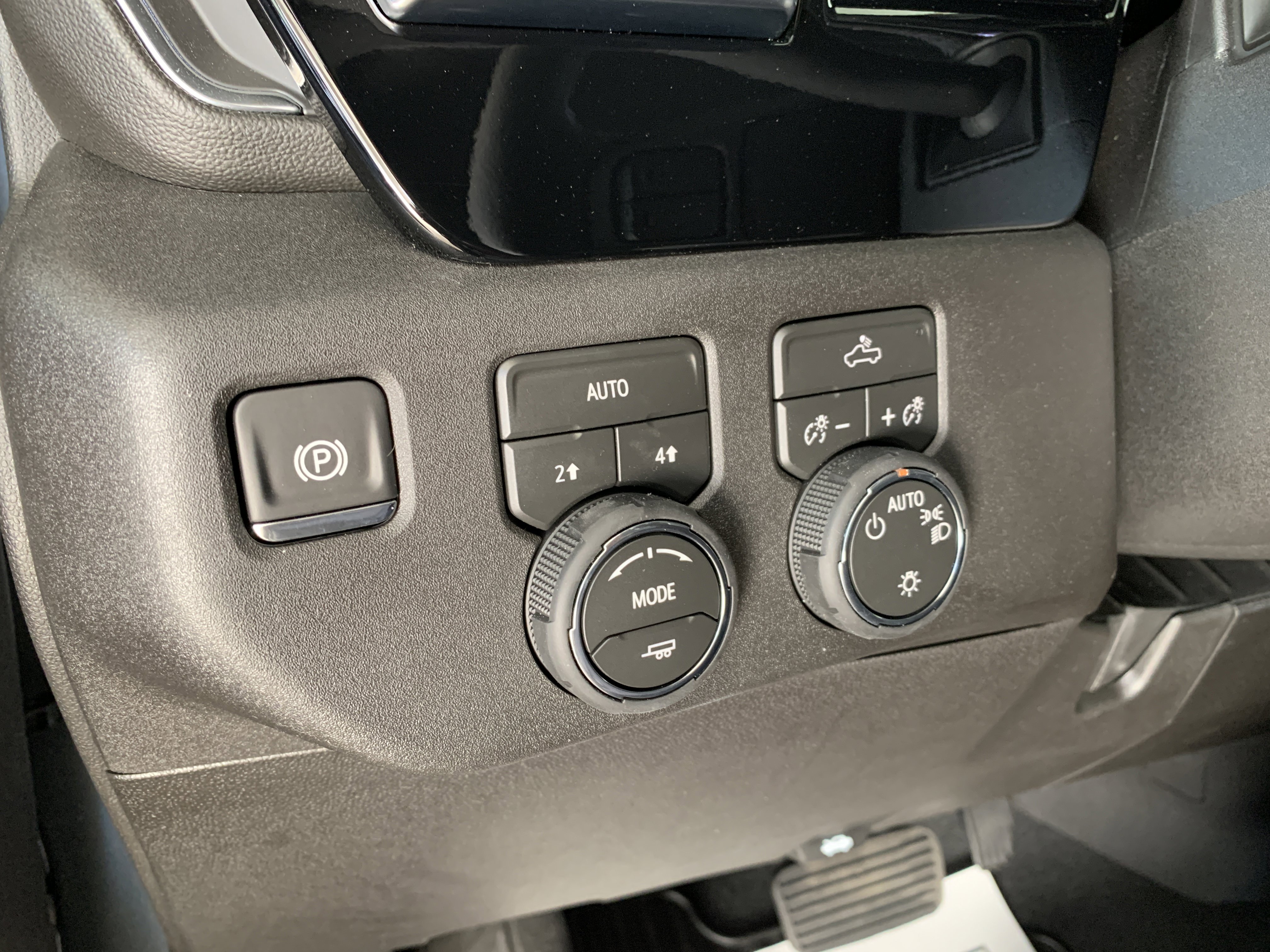 New 2026 Chevrolet Silverado 1500 LT image 24