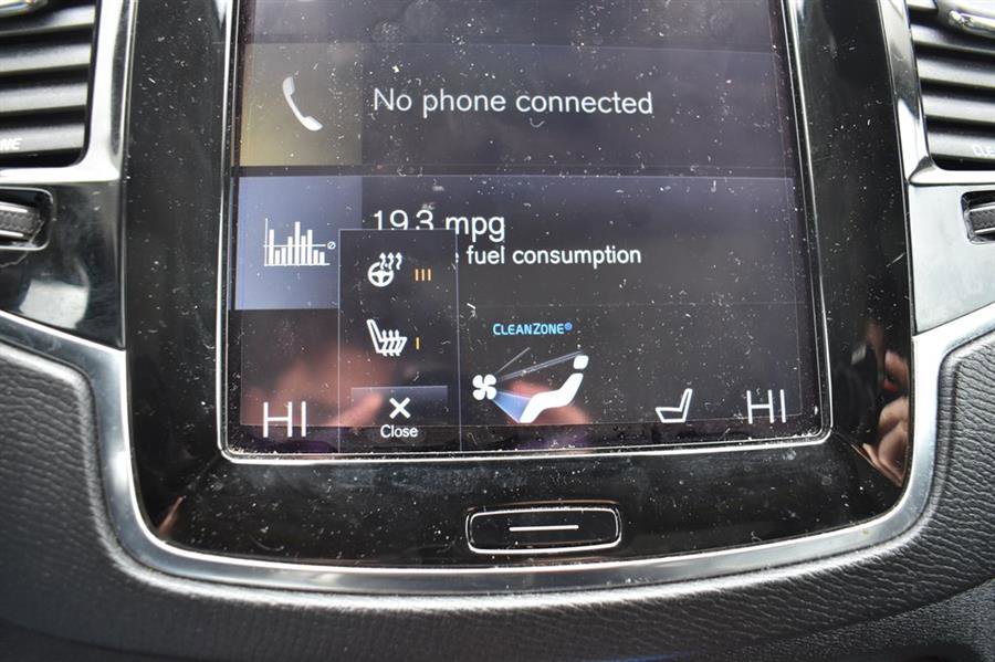 Used 2016 Volvo XC90 T6 Momentum w/ Momentum Plus Package image 15