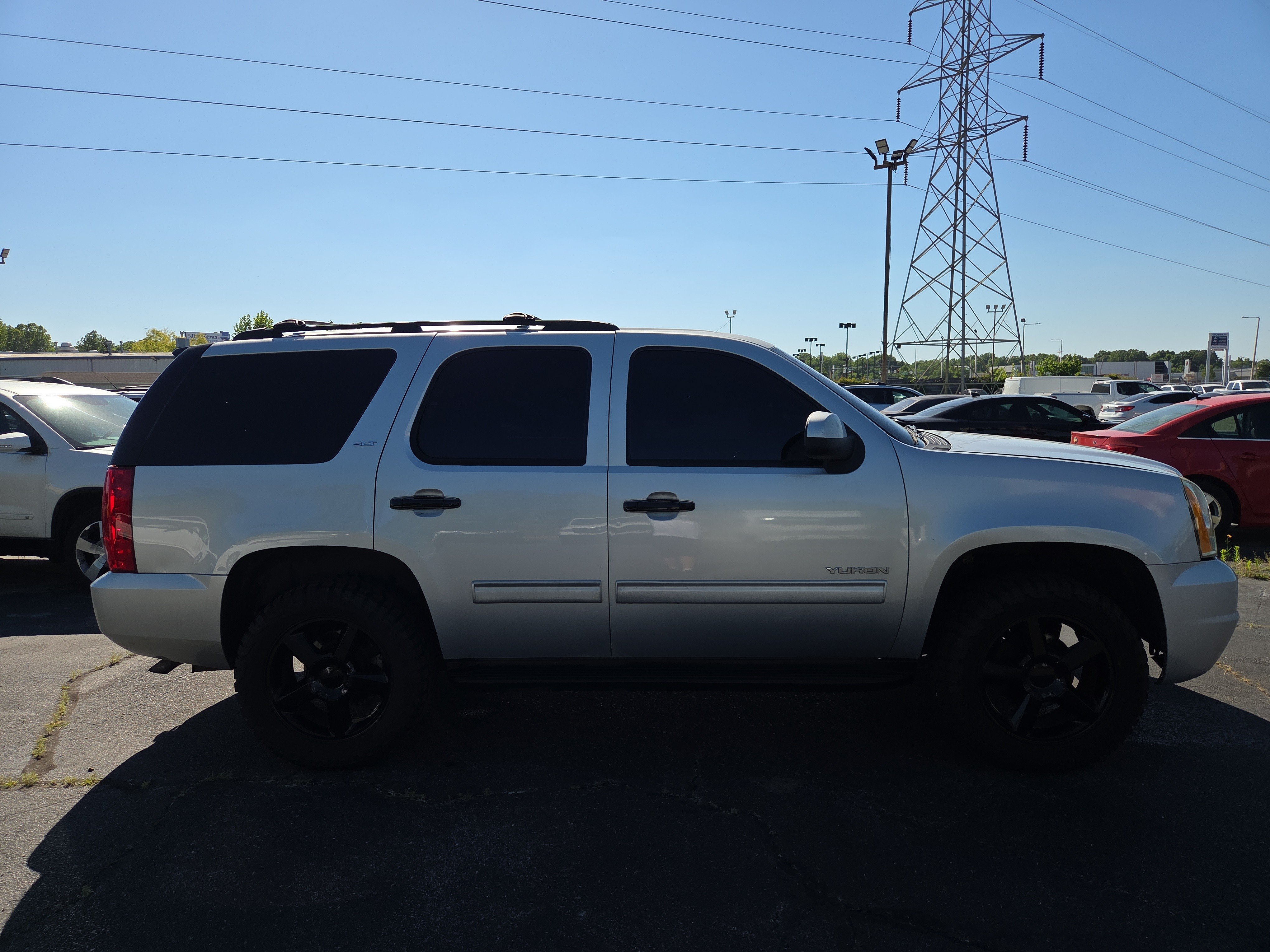 Used 2013 GMC Yukon SLT RWD image 6