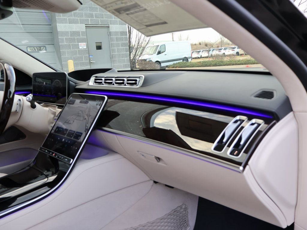 New 2026 Mercedes-Benz S 580 4MATIC Sedan image 11