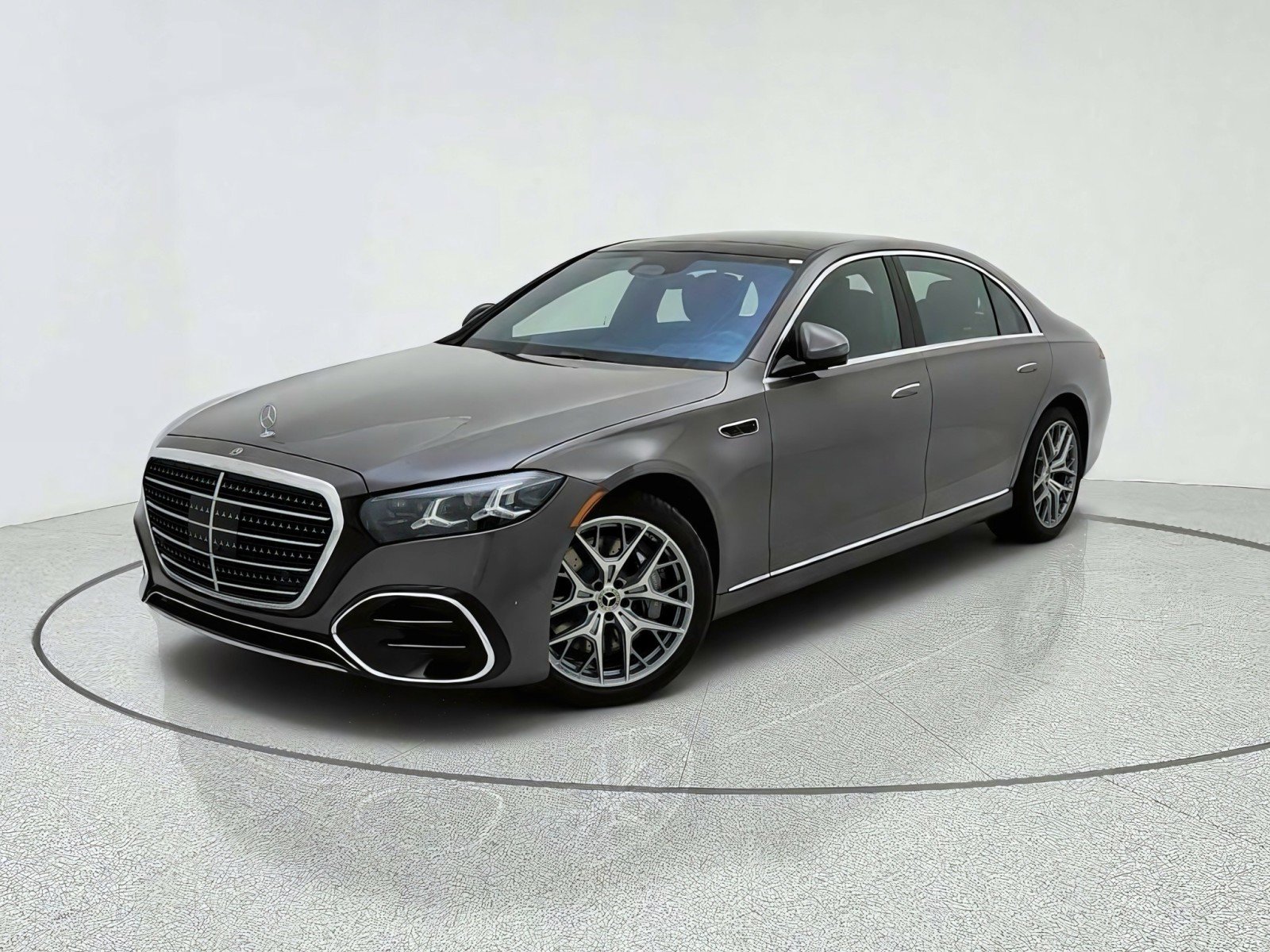 New 2027 Mercedes-Benz S 580 4MATIC Sedan image 1