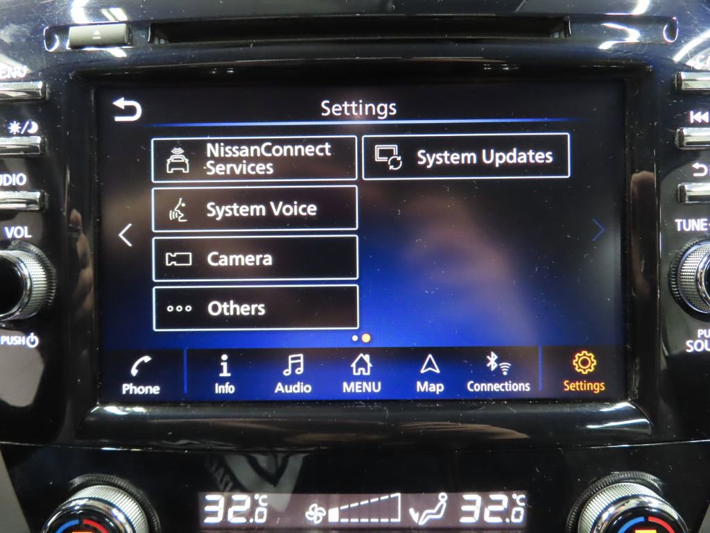 Used 2024 Nissan Murano Platinum AWD/4WD image 17