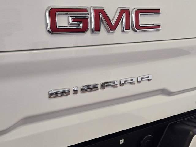 Used 2024 GMC Sierra 2500 AT4 w/ AT4 Premium Plus Package AWD/4WD image 10