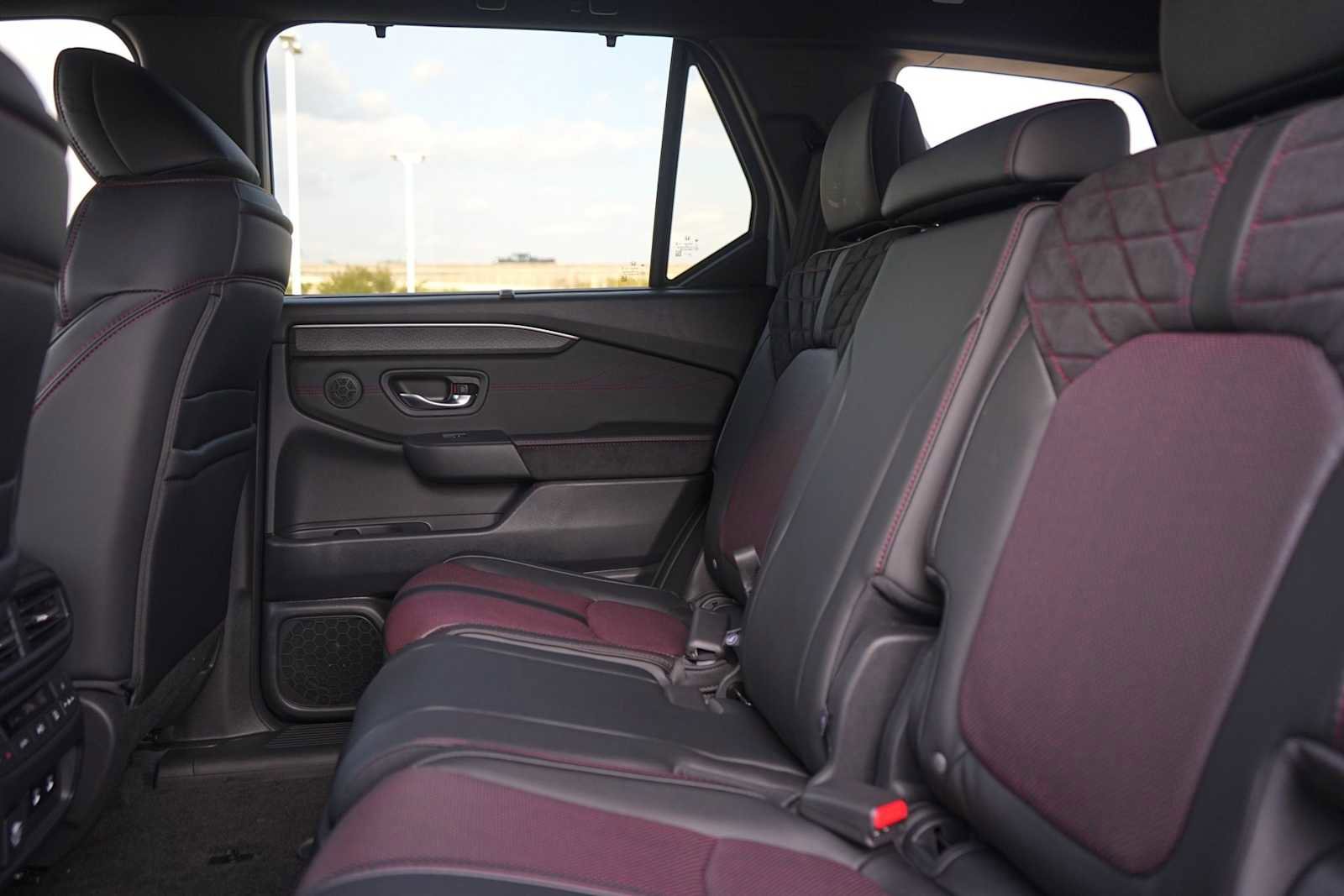 New 2026 Honda Pilot Black Edition image 13