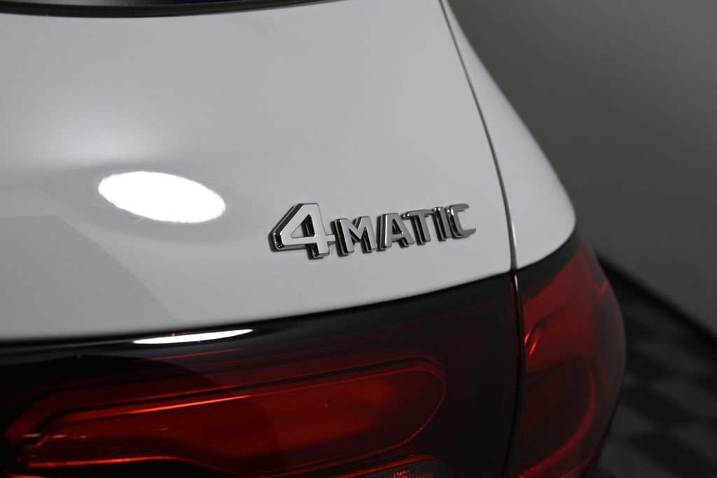 Certified 2025 Mercedes-Benz GLC 300 4MATIC image 39