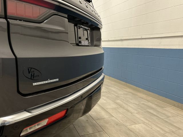 Used 2023 Jeep Wagoneer Series II w/ Premium Group I image 38