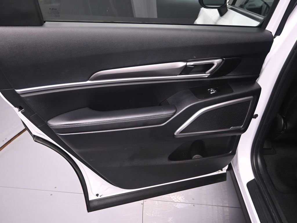 Certified 2024 Kia Telluride S w/ S Sunroof Package image 30