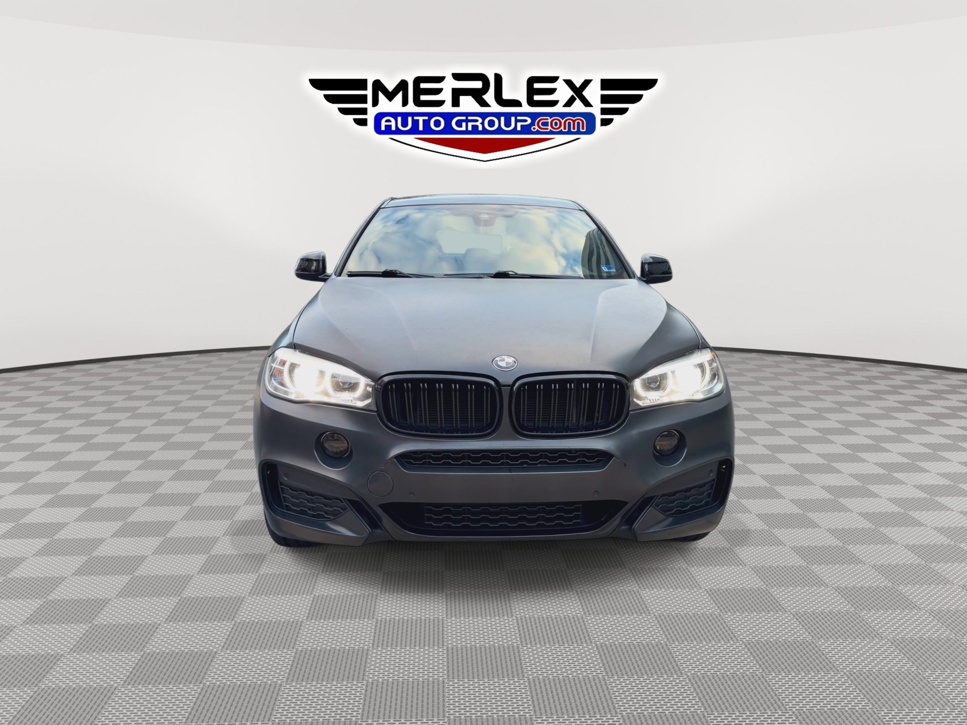 Used 2019 BMW X6 sDrive35i w/ M Sport Package RWD image 3