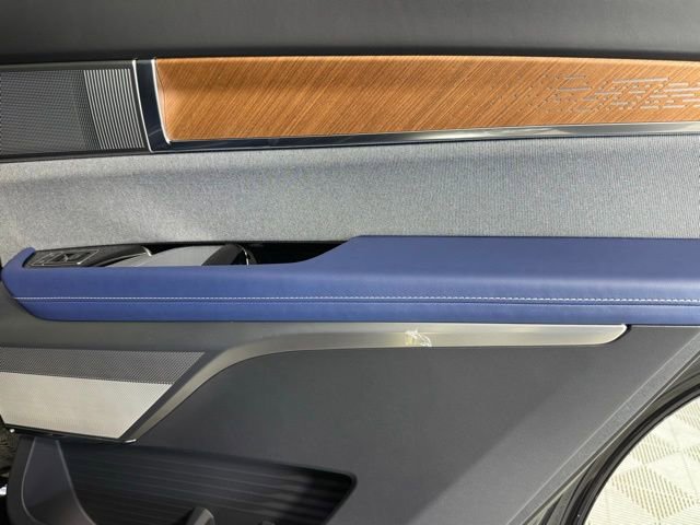 New 2026 Cadillac Vistiq Premium Luxury image 30