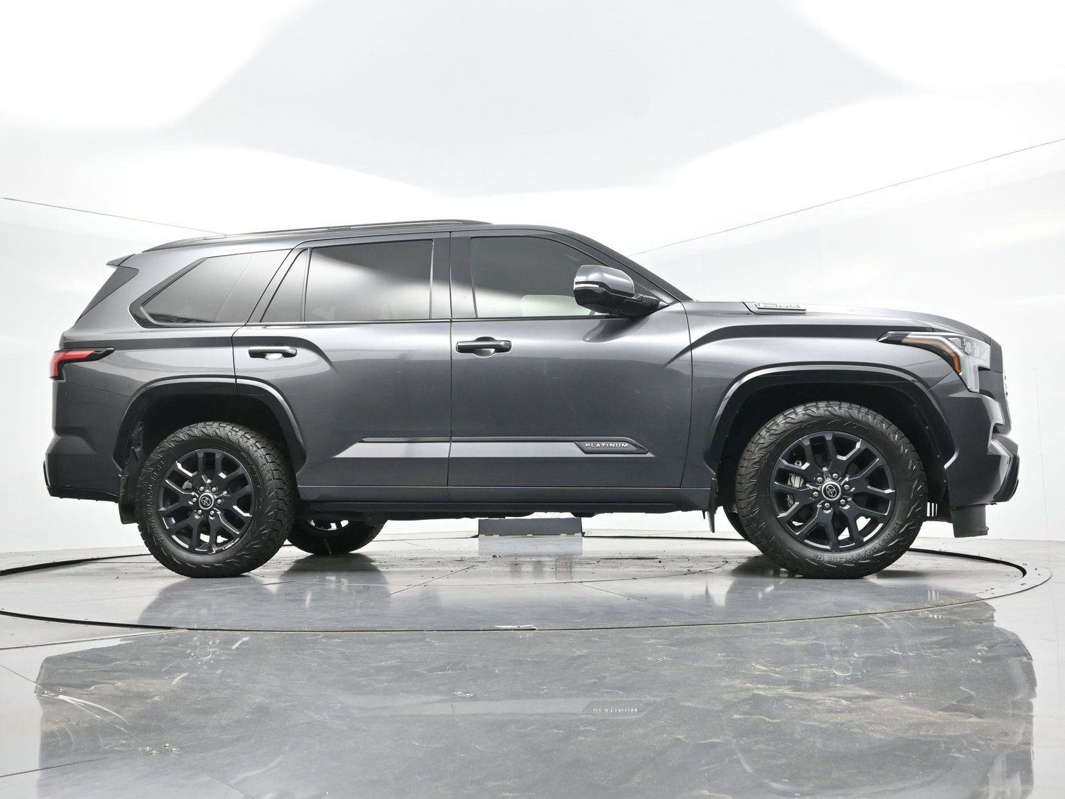 Used 2023 Toyota Sequoia Platinum AWD/4WD image 52