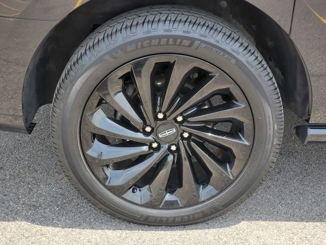 Used 2021 Lincoln Navigator L Reserve AWD/4WD image 5