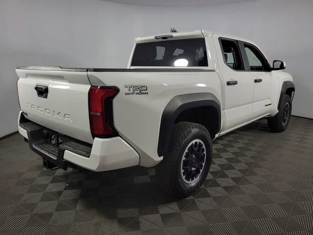 Used 2024 Toyota Tacoma TRD Off-Road image 8