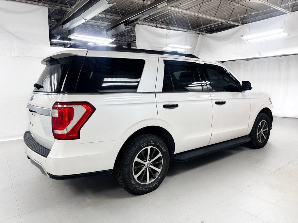 Used 2018 Ford Expedition XLT w/ Cargo Package AWD/4WD image 5