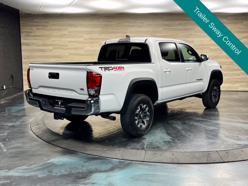 Used 2017 Toyota Tacoma TRD Off-Road w/ Tow Package (A/T) AWD/4WD image 22