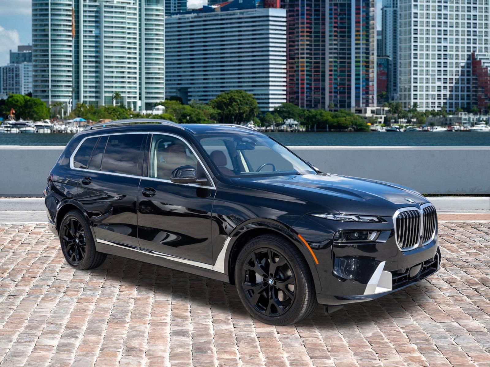 Used 2024 BMW X7 xDrive40i w/ Premium Package AWD/4WD image 3
