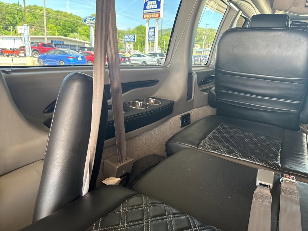 Used 2020 GMC Savana 2500 w/ Enhanced Convenience Package RWD image 38