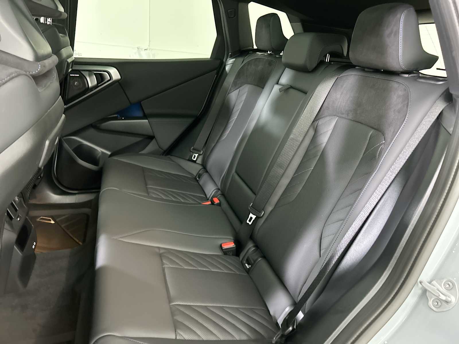 New 2026 BMW X3 xDrive30 w/ Premium Package image 25