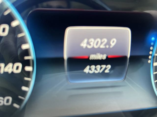 Used 2019 Mercedes-Benz S 560 Sedan image 30