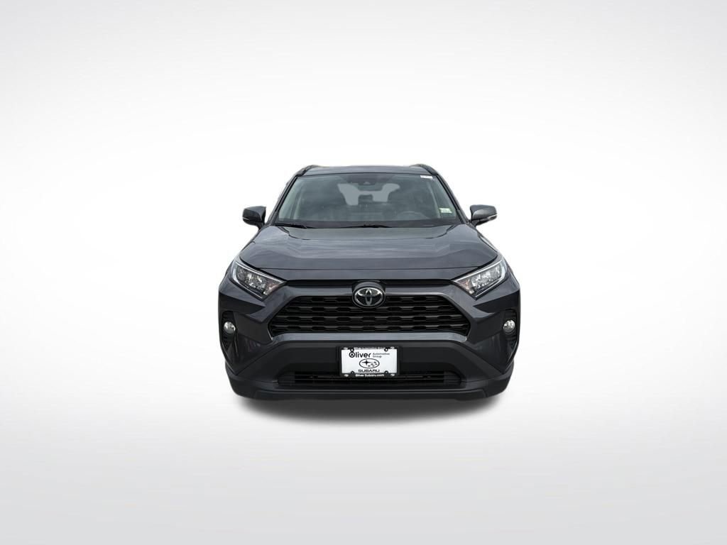 Used 2020 Toyota RAV4 XLE w/ Convenience Package AWD/4WD image 4