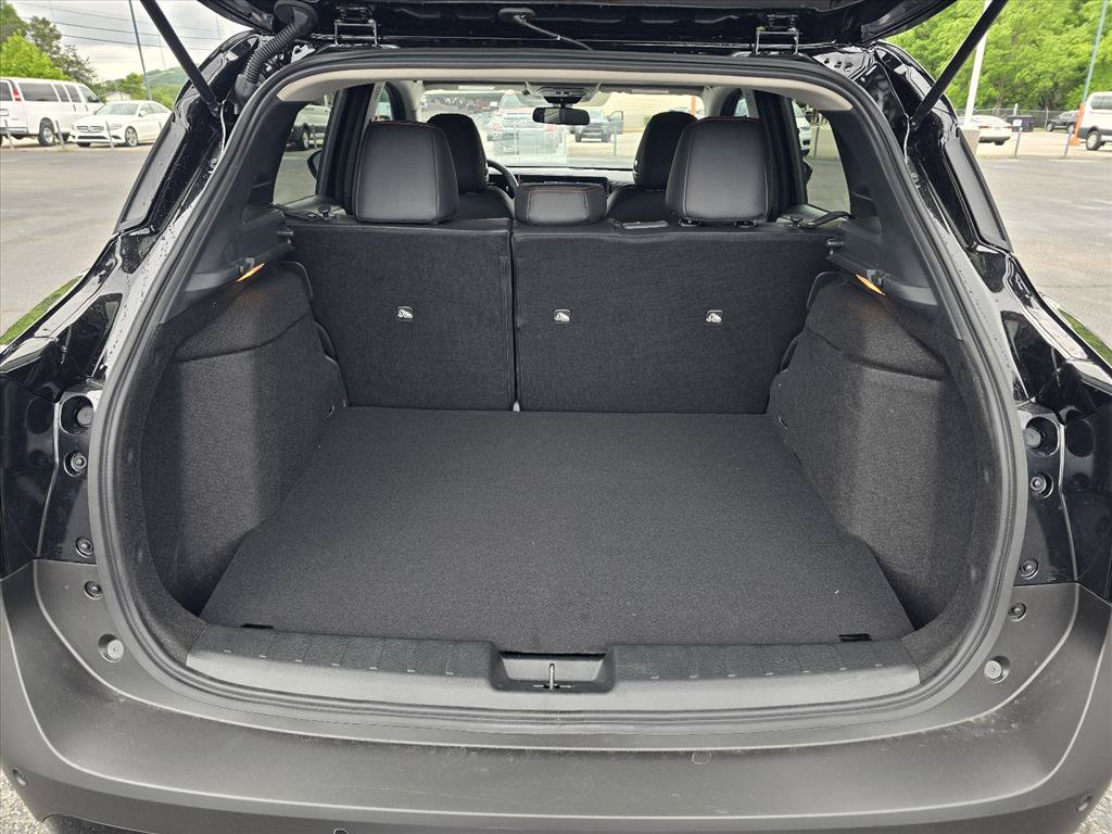 New 2026 Nissan Kicks SR w/ SR Premium Package AWD/4WD image 26