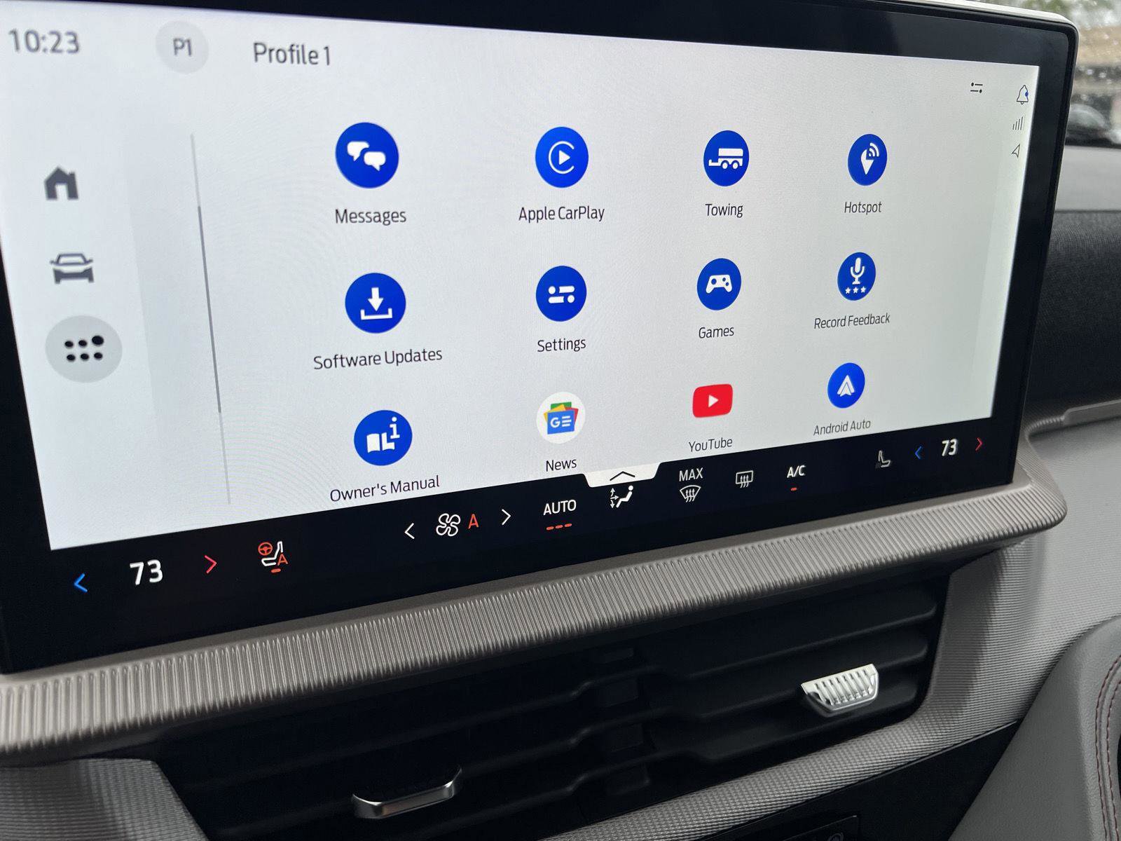 Used 2025 Ford Explorer Active w/ Active Comfort Package AWD/4WD image 28