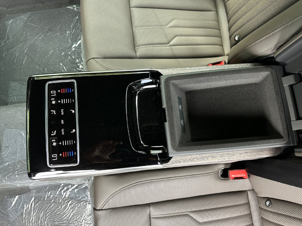 New 2027 Audi A8 L 3.0T AWD/4WD image 19