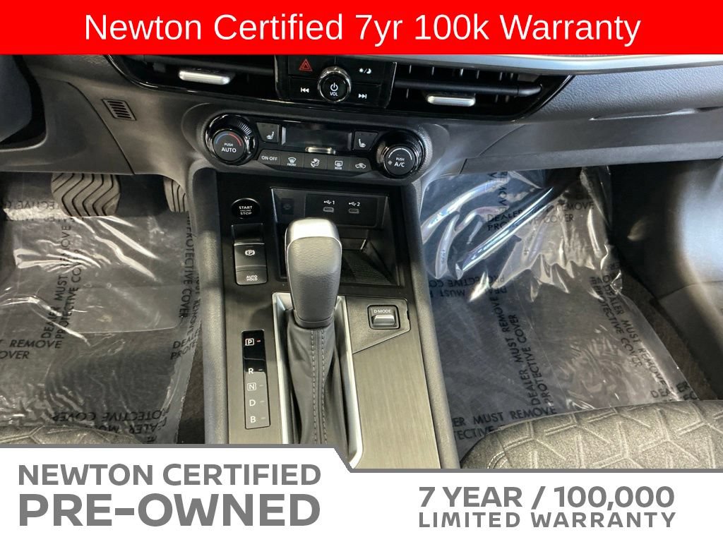 Used 2026 Nissan Kicks SV w/ SV Premium Package FWD image 14