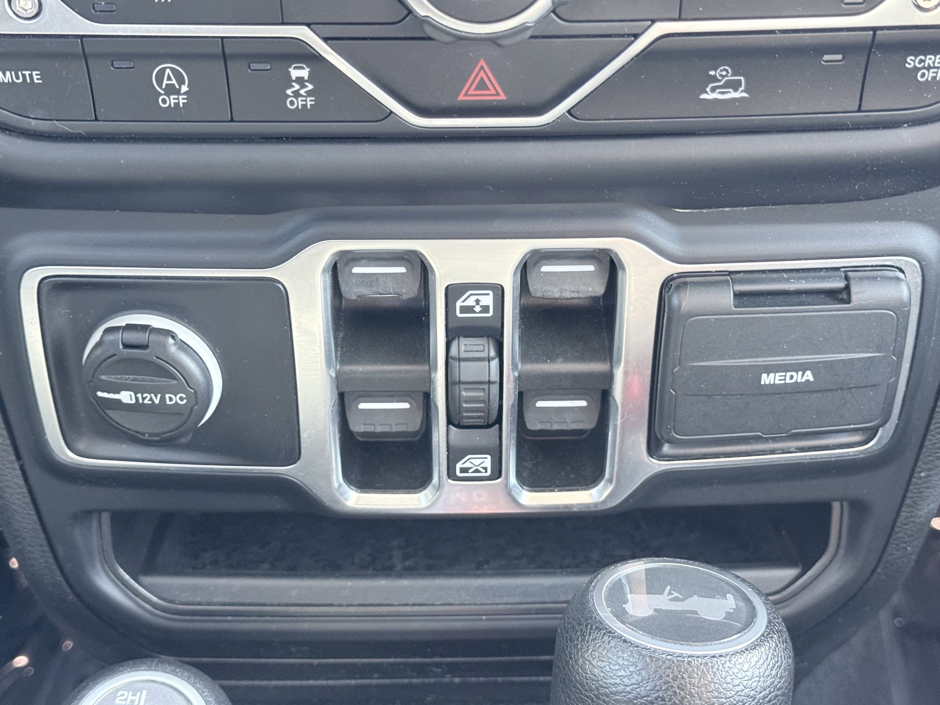 Used 2021 Jeep Wrangler Unlimited Sahara image 42