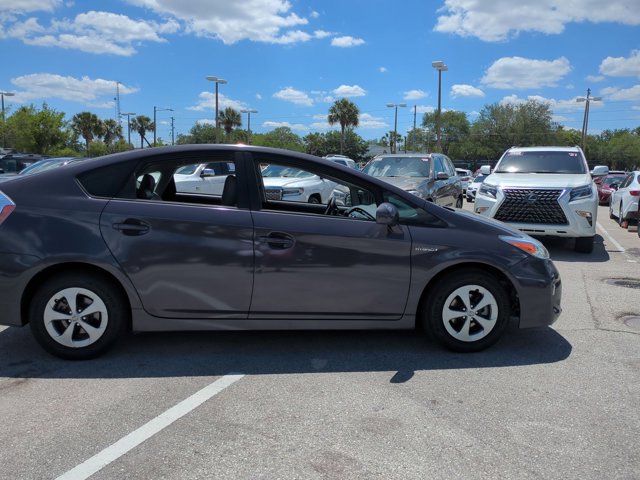 Used 2015 Toyota Prius Two FWD image 4