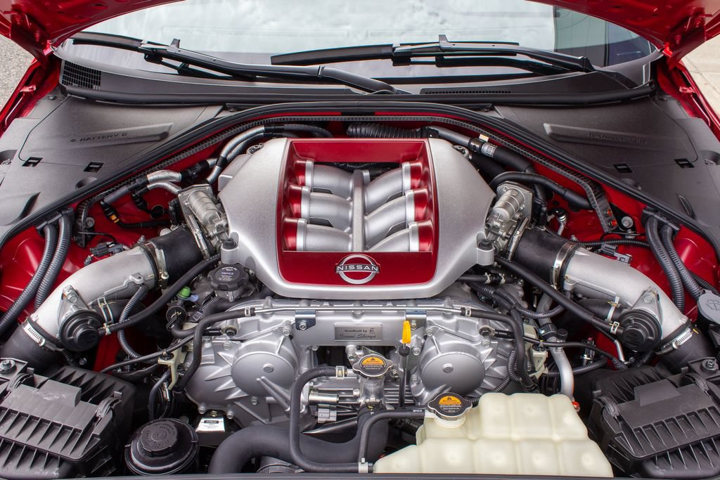 Used 2024 Nissan GT-R Premium AWD/4WD image 23
