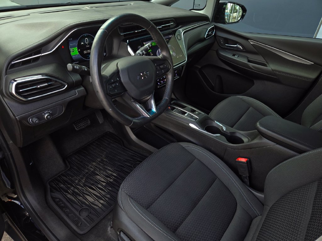 Used 2022 Chevrolet Bolt LT FWD image 10