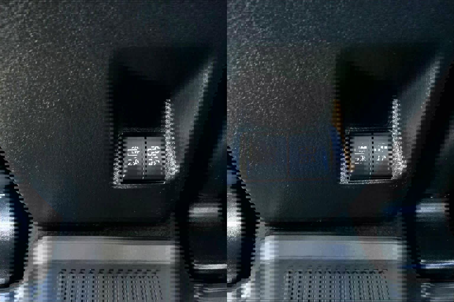 Used 2020 Toyota 4Runner SR5 Premium w/ Moonroof Package AWD/4WD image 36