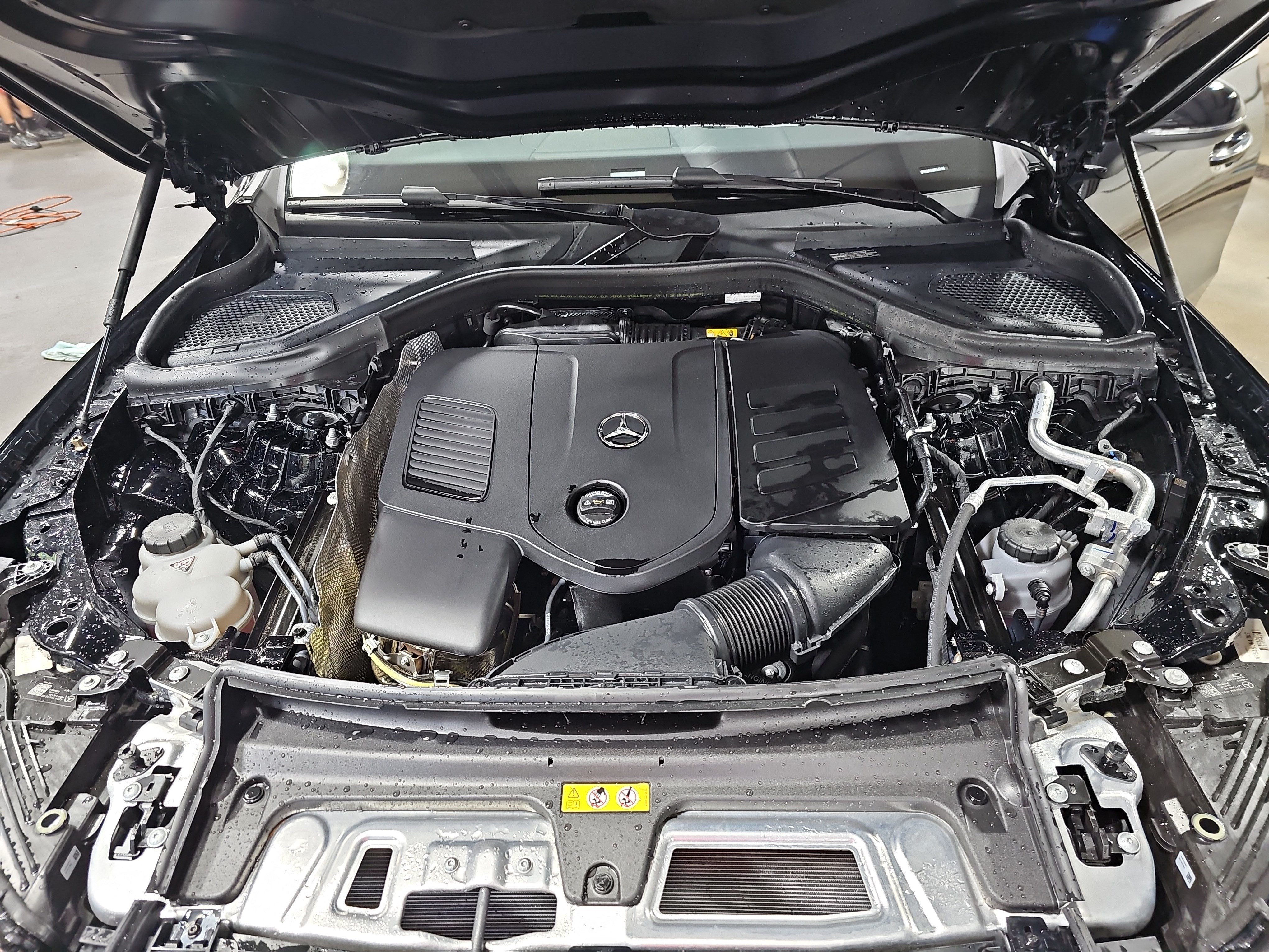 Used 2026 Mercedes-Benz GLC 300 image 32