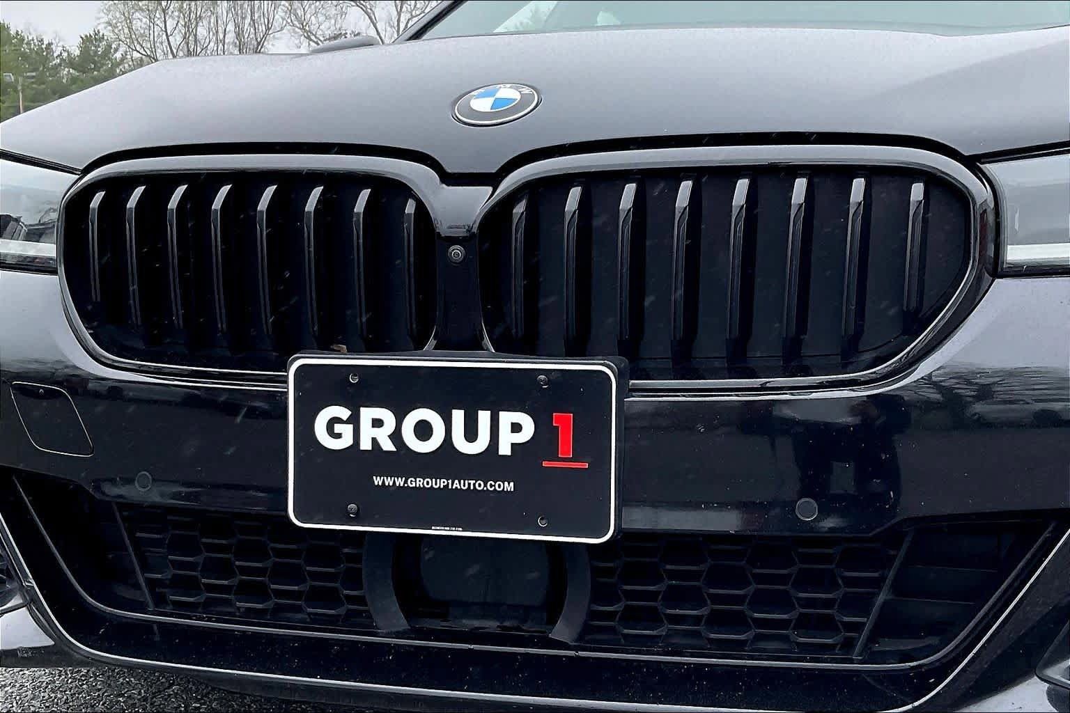 Used 2023 BMW M550i xDrive w/ Dynamic Handling Package AWD/4WD image 28
