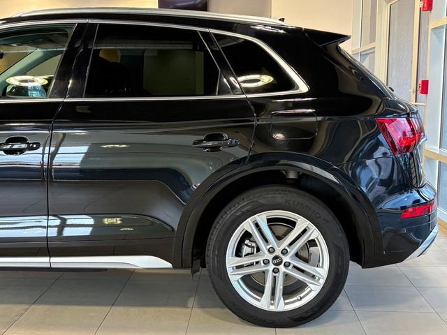 Used 2022 Audi Q5 e Premium Plus w/ Premium Plus Package image 9