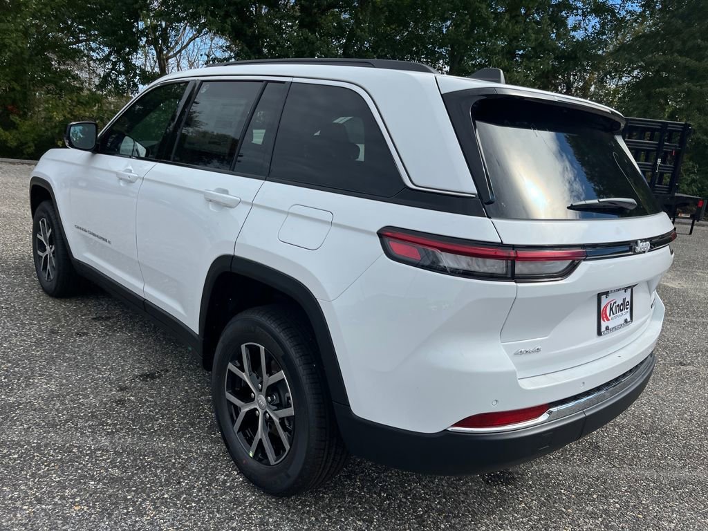 New 2025 Jeep Grand Cherokee Limited w/ Trailer Tow Package image 29